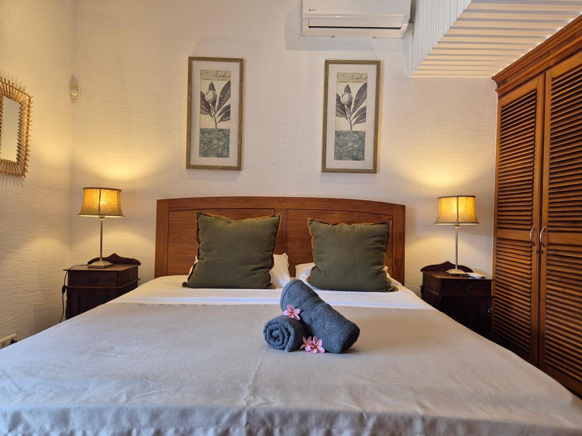 Shanti Ghar Guest House タマラン エクステリア 写真